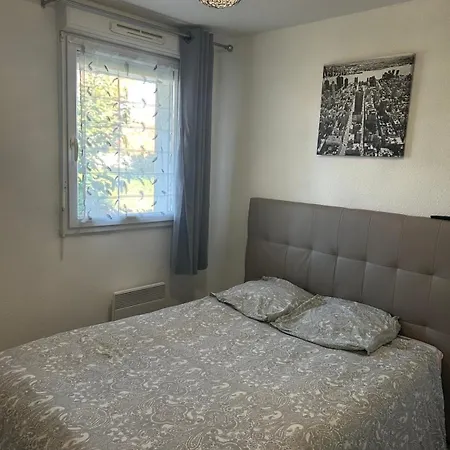 T2 Cosy, Calme Et 2 Parking Prive Avec Piscine
